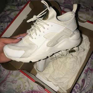 nike huaraches ULTRA